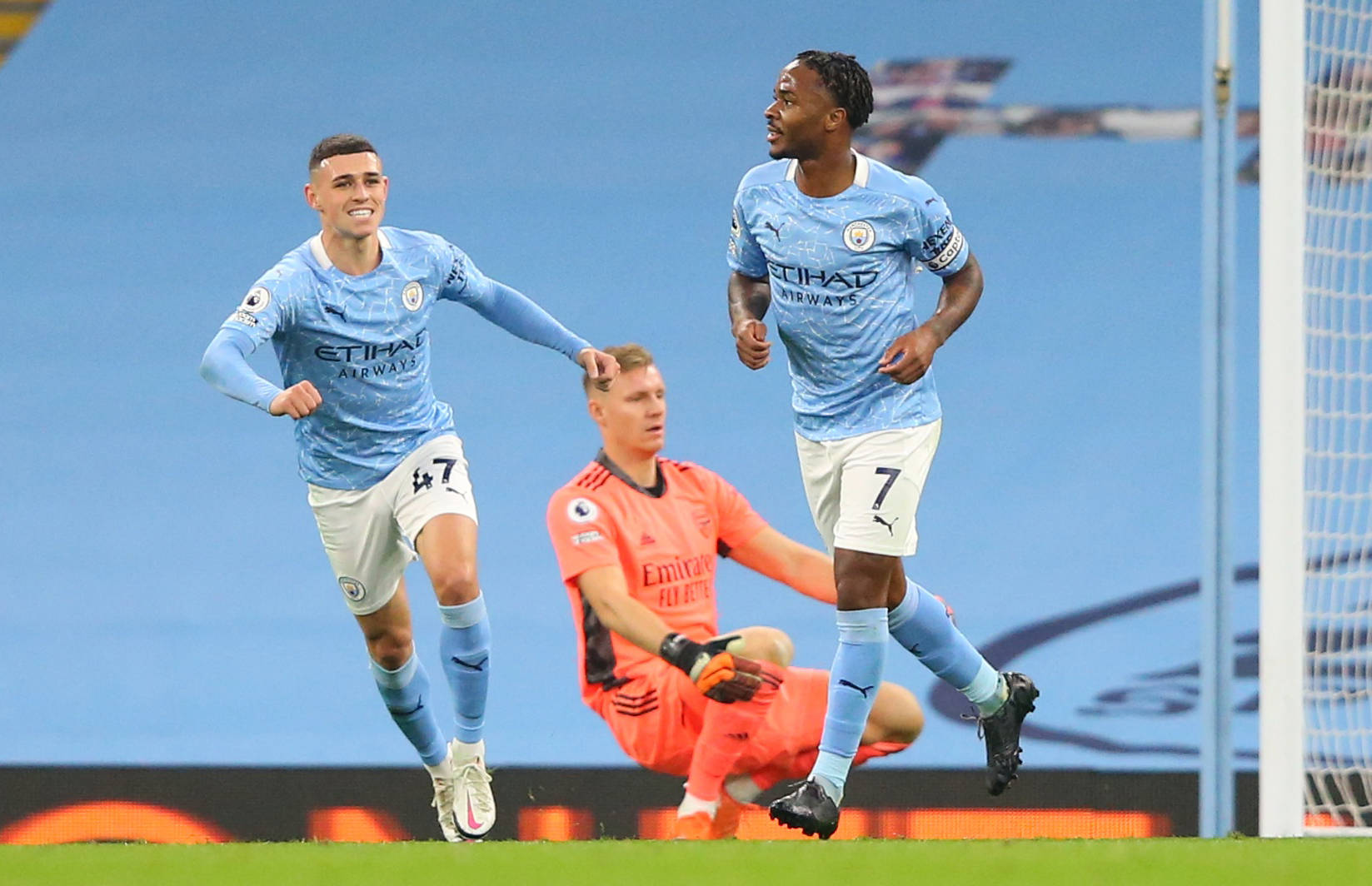 上媒体头条 上媒体头条